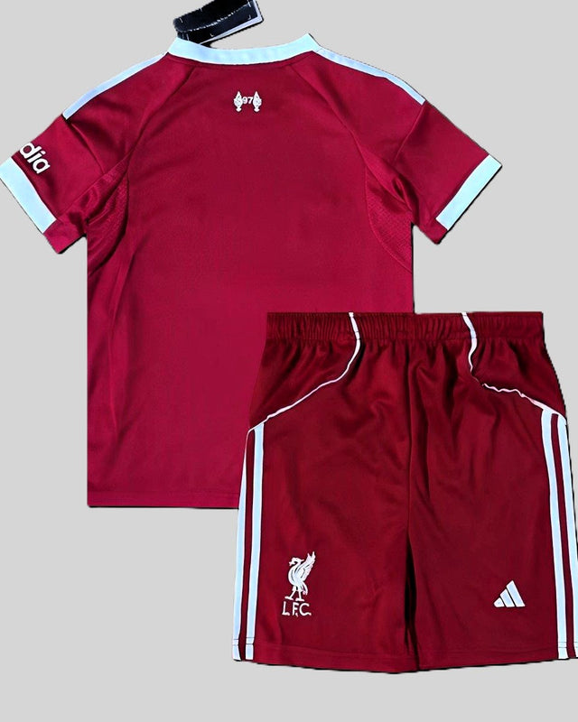 LIVERPOOL kid kit