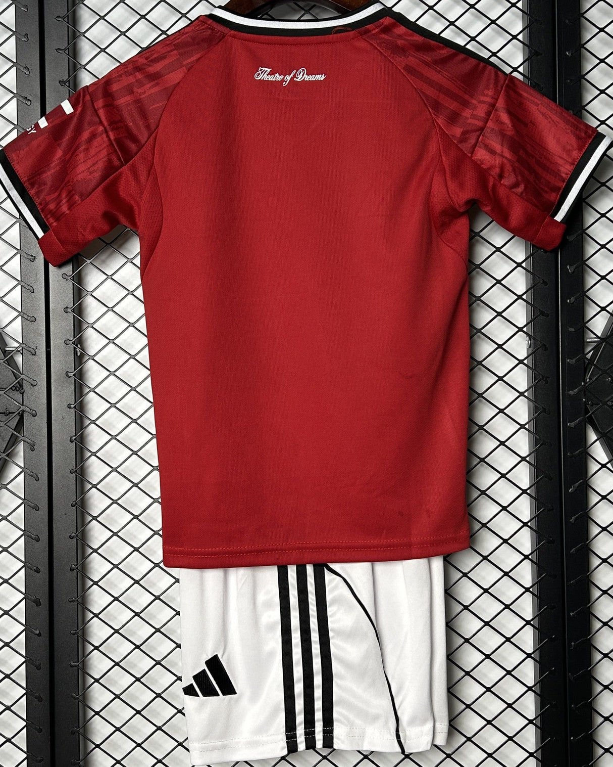 MANCHESTER UNITED kid kit
