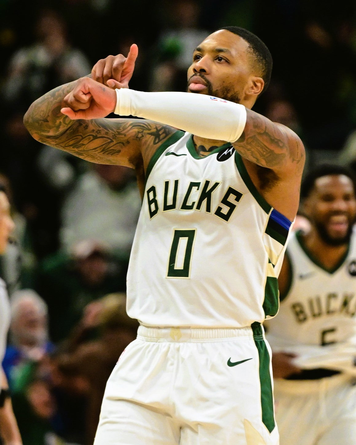 LILLARD DAMIAN (MIL)