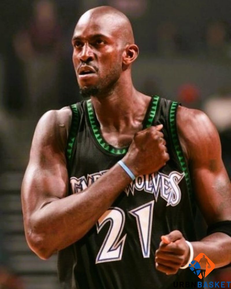 GARNETT KEVIN (MIN)