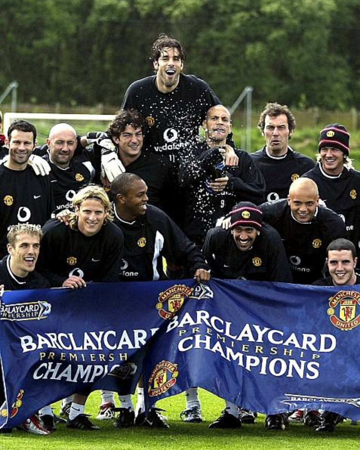 MANCHESTER UNITED WINDBREAKER (2002-03)