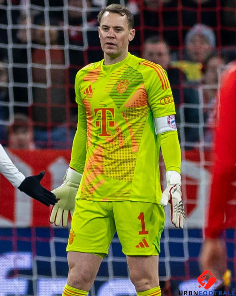 NEUER MANUEL 2024-25 (Bay M)