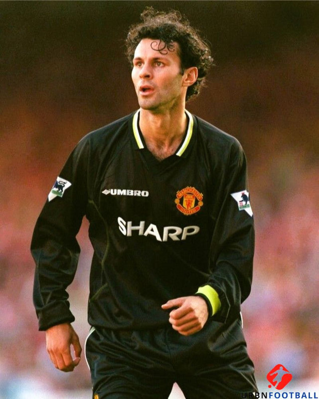 GIGGS RYAN 1998-99 (Man U)
